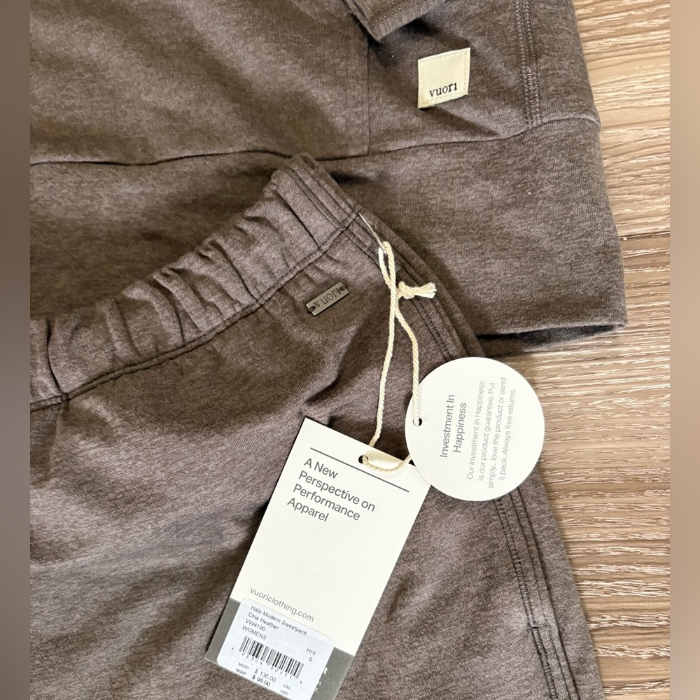 Vuori dream knit performance hoodie and modern pants set in chia heather jacket - Picture 4 of 7